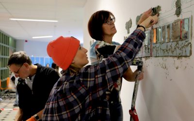 Schwebebahn-Mosaik ist fertig