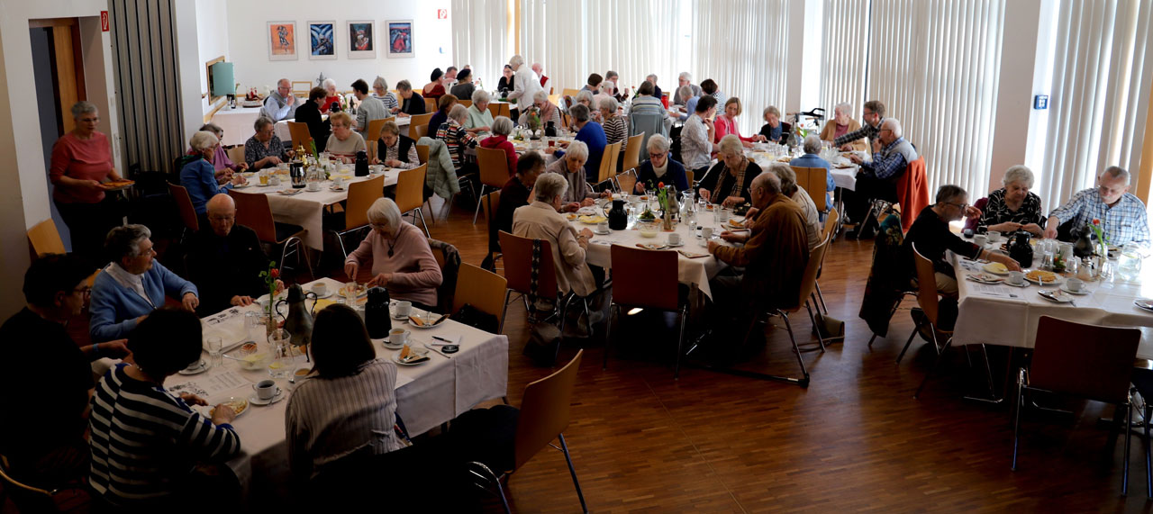 Kaffeetrinken für die Jugendarbeit Kaffeetrinken für die Jugendarbeit