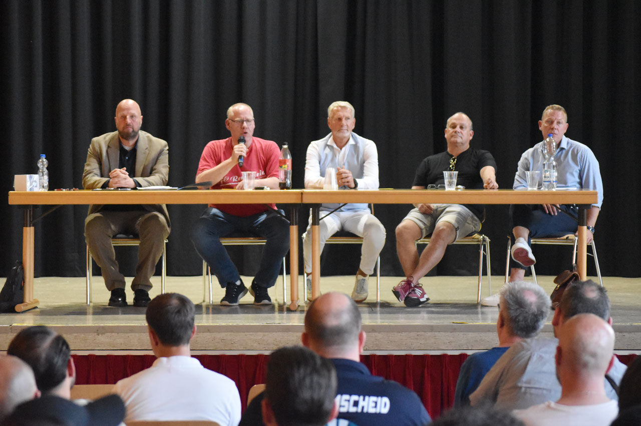 Der neue Vorstand des FCR kann loslegen