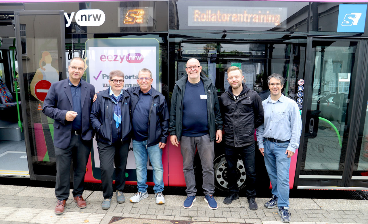 In Ruhe den Umgang mit dem Rollator üben