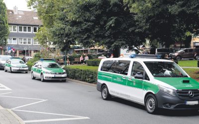 Zoll prüfte Läden in Ronsdorf